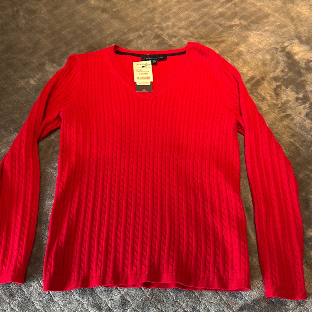 Tommy Hilfiger red long sleeve cable knit sweater